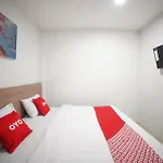 Oyo 90830 Multatuli Guest House