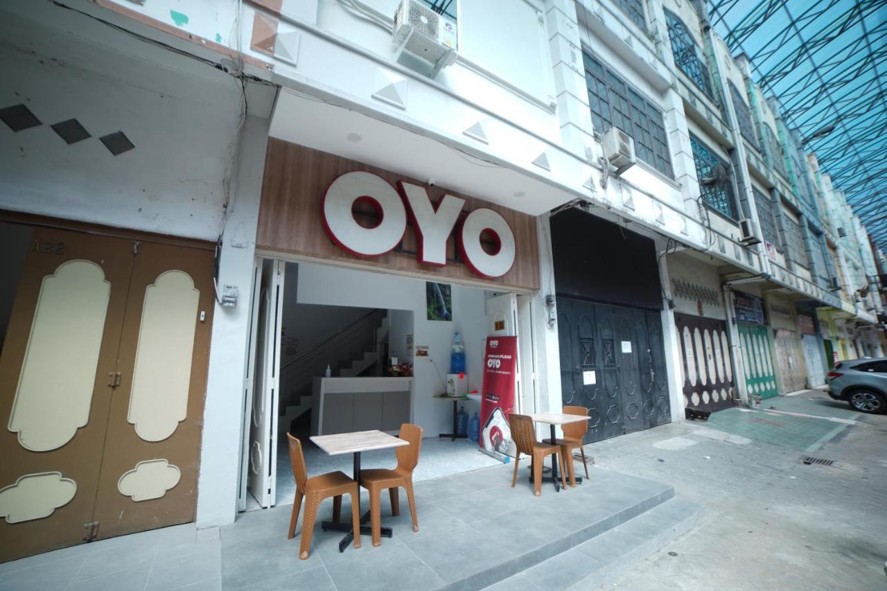 Oyo 90830 Multatuli Hotel 2*